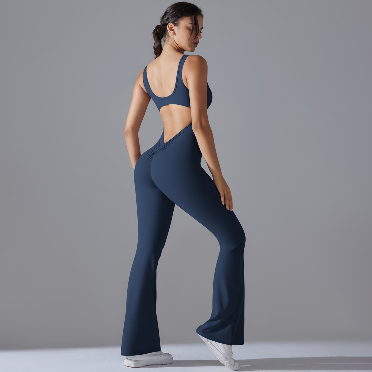 Seksowny kombinezon z dekoltem – Yoga Fitness Stretching recenzja i cena